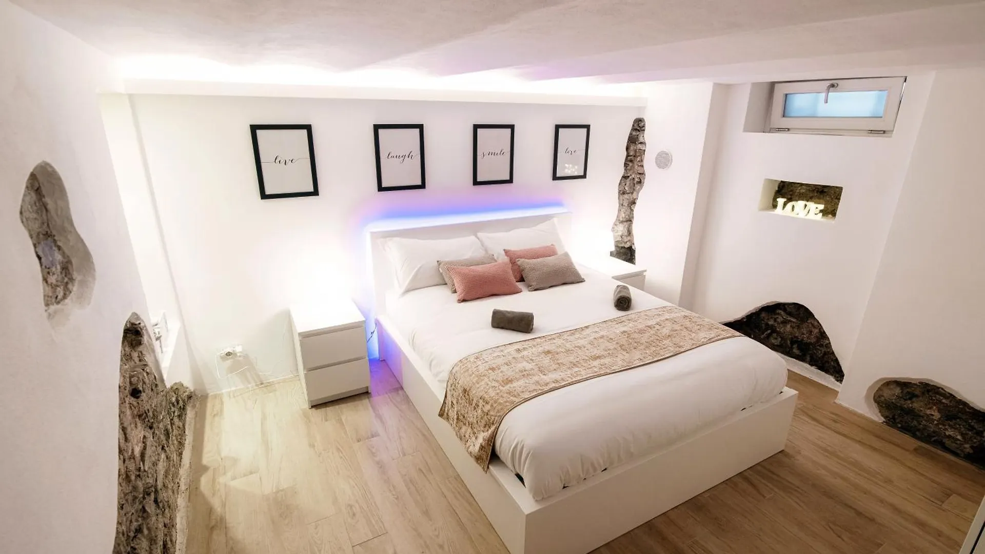 Pebble House Apartment Como Italy